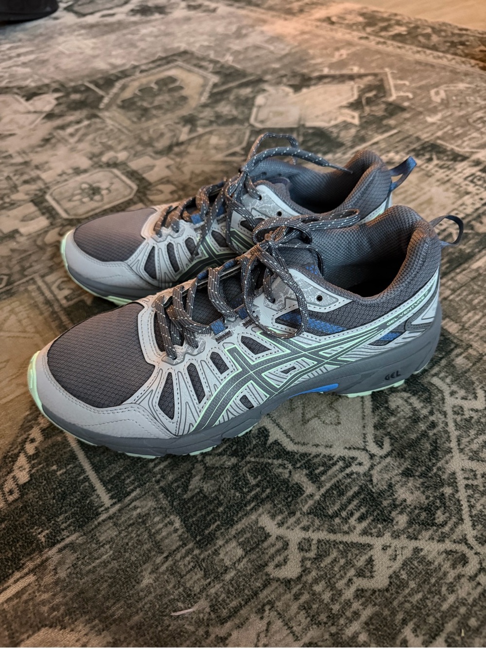 ASICS Women's Gel-Enhanced Gray Athletic Sneakers size 9